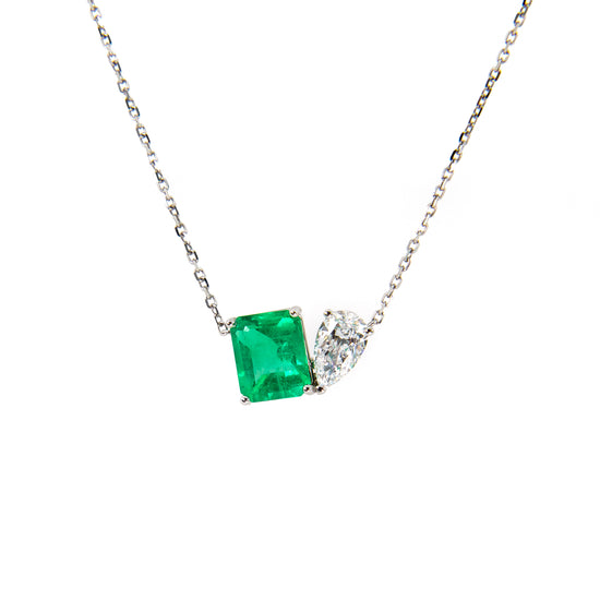 Emerald necklace. Emerald and diamond toi et moi necklace. Colombian emeralds. Emeralds USA UK Hong Kong