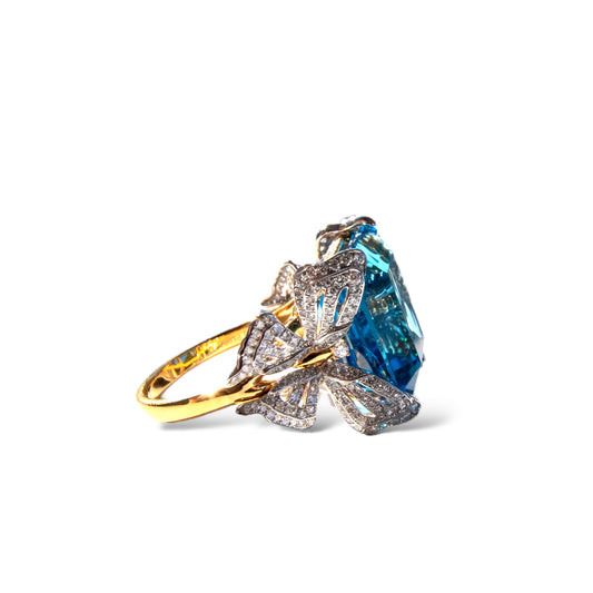 Butterfly diamond ring with blue topaz Hong Kong USA UK Dubai, cocktail ring