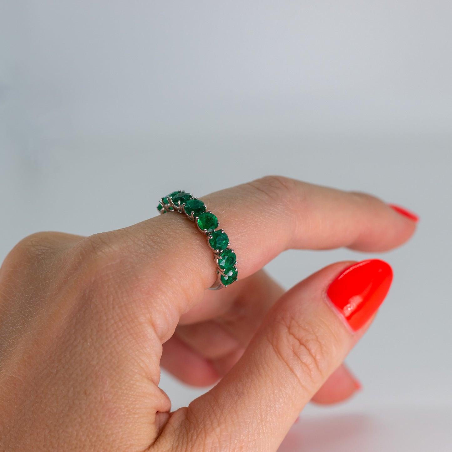 2.77 carat green emerald eternity ring in platinum by Valentina Fine Jewellery Hong Kong USA