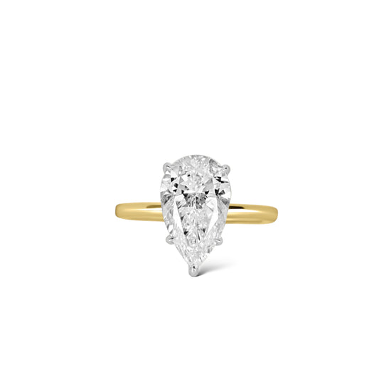 3.10ct Pear Cut Diamond Engagement Ring in 18k gold by Valentina Fine Jewellery Hong Kong. Global free shipping including USA, Dubai, Singapore and Australia. 3 carat lab grown diamond engagement rings.