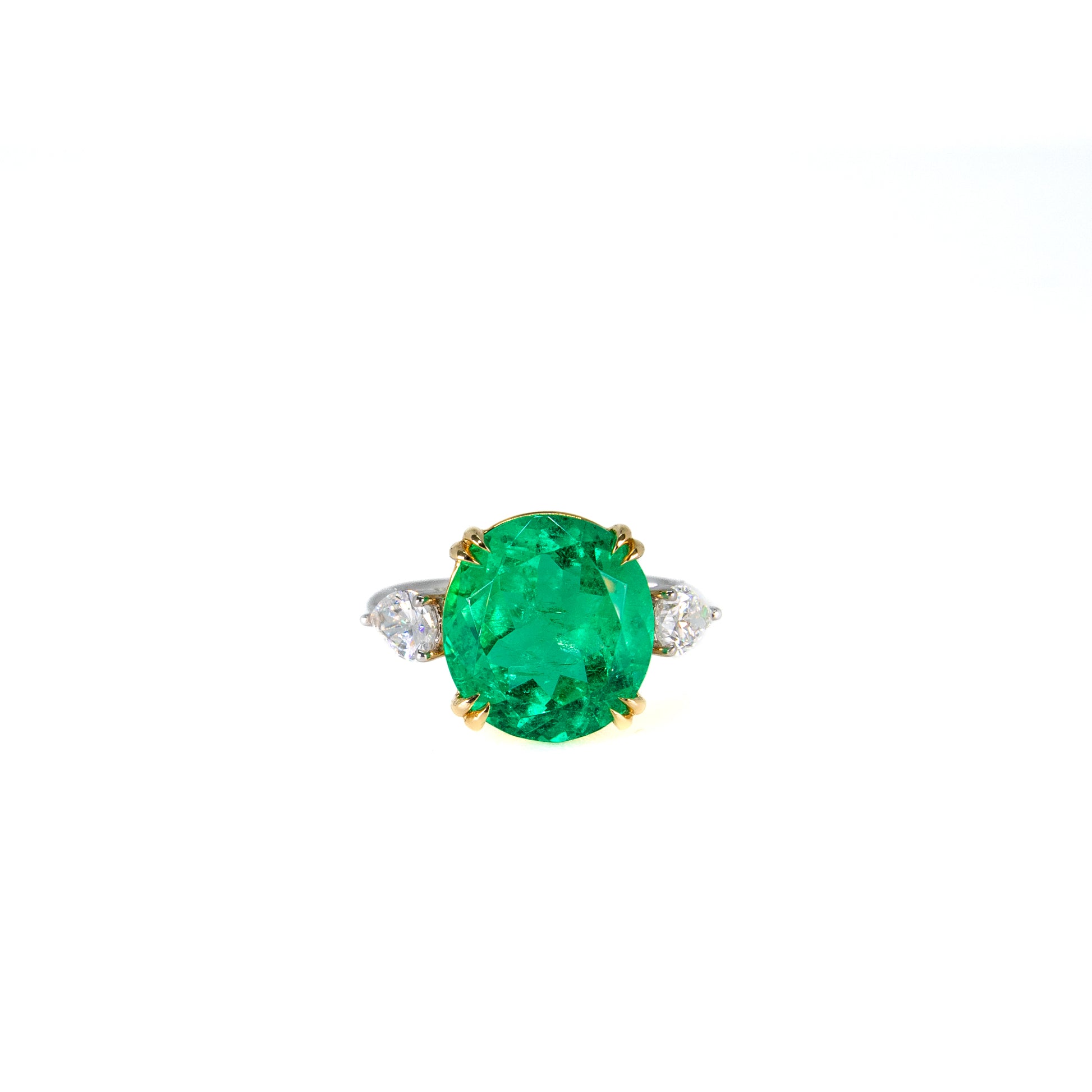 Oval cut Colombian green emerald and diamond cocktail ring by Valentina Fine Jewellery Hong Kong. Global free shipping including USA, UK and Australia.