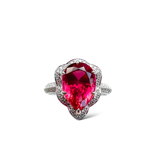 GIA Certified Red Spinel and diamond ring Hong Kong. 红色尖晶石和钻石戒指 香港. Red spinel ring with diamonds in 18k gold