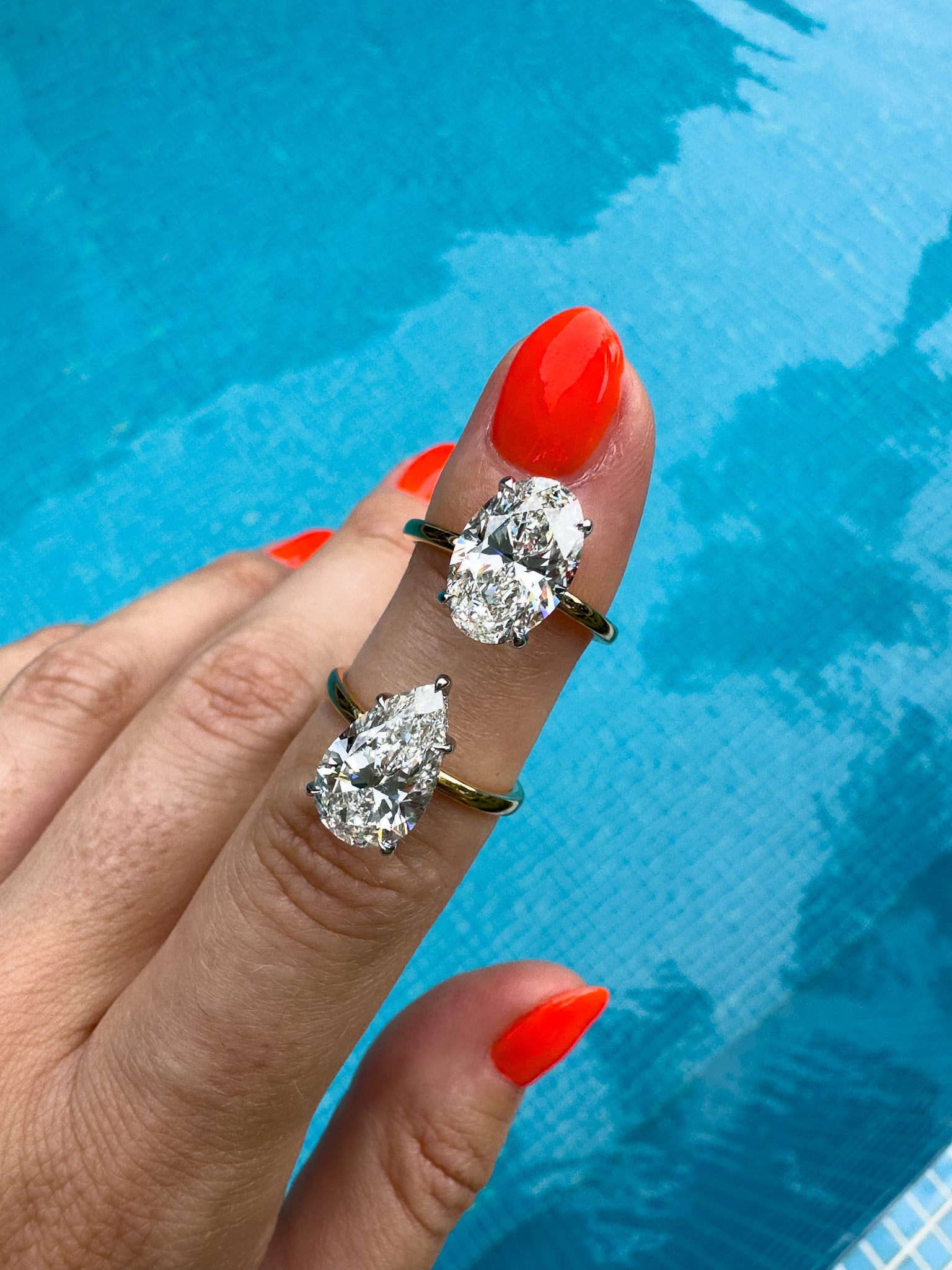 3 carat oval cut diamond engagement ring by Valentin Fine Jewellery Hong Kong USA. 