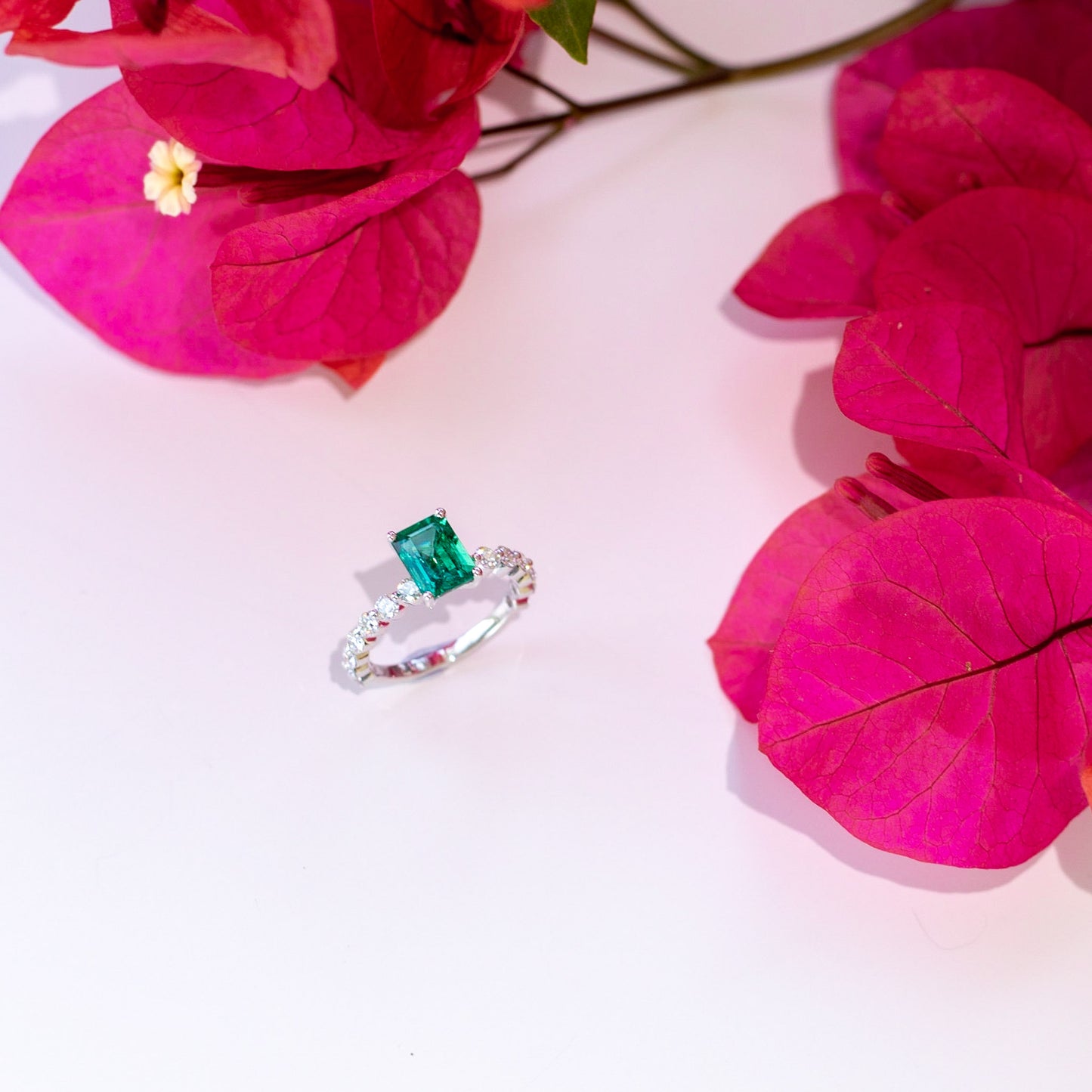 emerald and diamond ring, emerald engagement ring, emerald ring, diamond band, diamond ring, hong kong engagement ring, zambian emerald, cocktail ring, delicate emerald ring, colombian emerald ring, hong kong engagement ring, 翡翠戒指, 祖母绿戒指, 香港珠宝, 订婚戒指