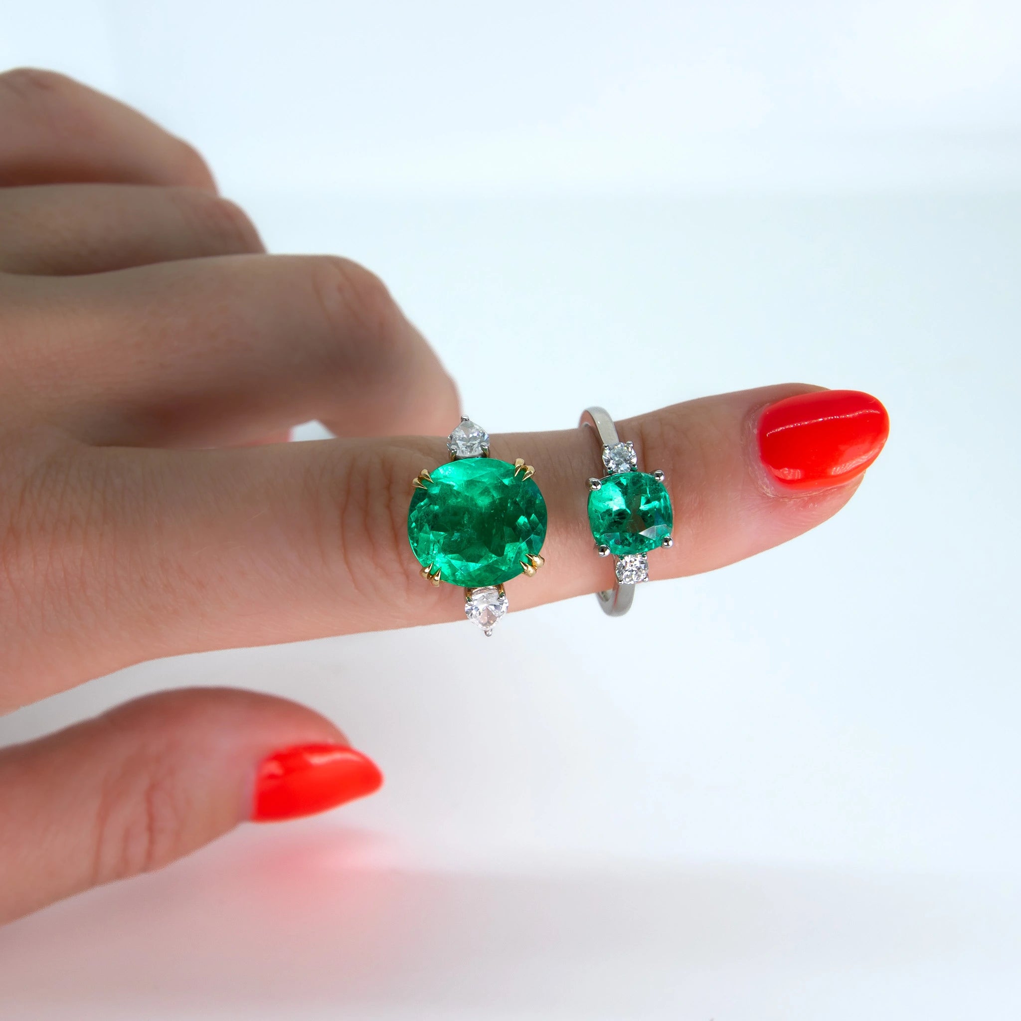 Colombian emeralds and green emerald fine jewellery by Valentina Fine Jewellery Hong Kong. Global free shipping including USA and UK