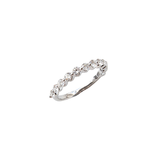 Dainty shared prong diamond eternity ring Hong Kong, wedding ring, diamond wedding ring, eternity ring, eternity band HK