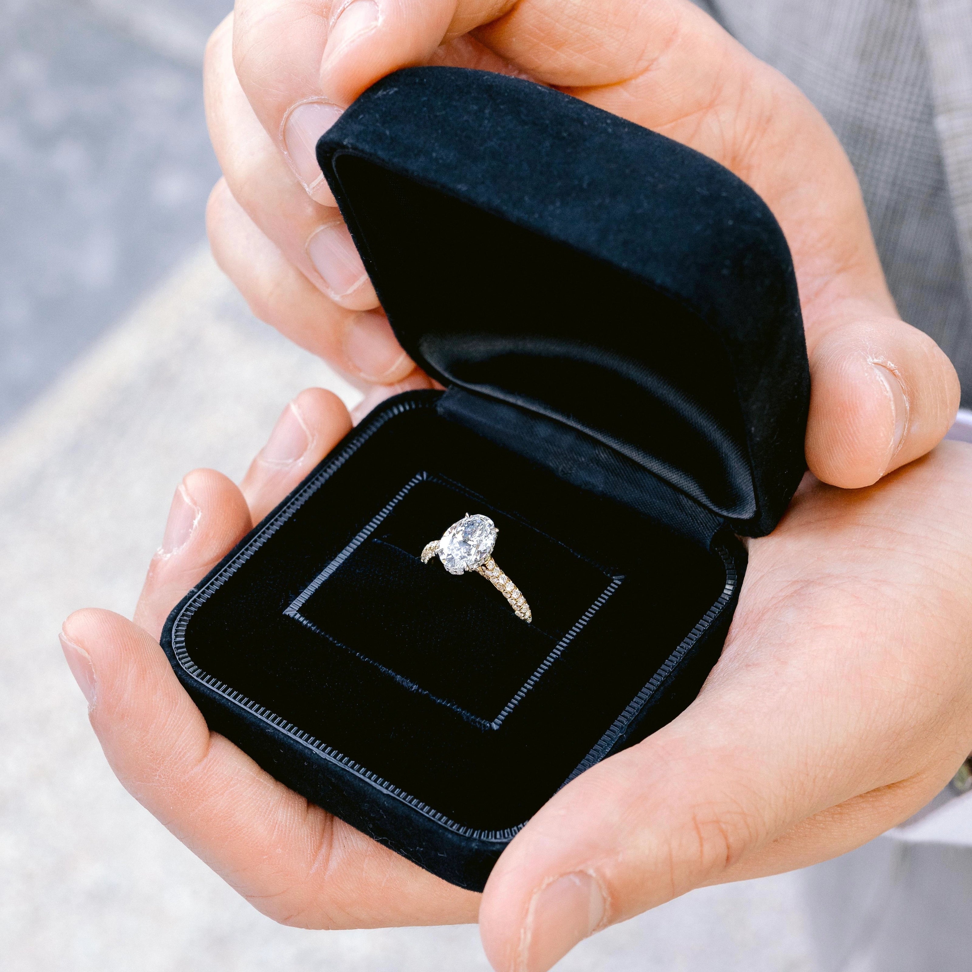 Bespoke diamond proposal rings by Valentina Fine Jewellery Hong Kong. USA, Australia, Singapore, China and Canada