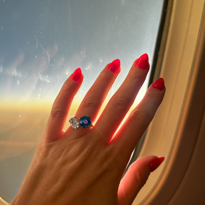 Cushion sapphire and oval diamond toi et moi engagement ring in 18k gold by Valentina Fine Jewellery Hong Kong. Global free shipping including USA, Australia, China and New Zealand.