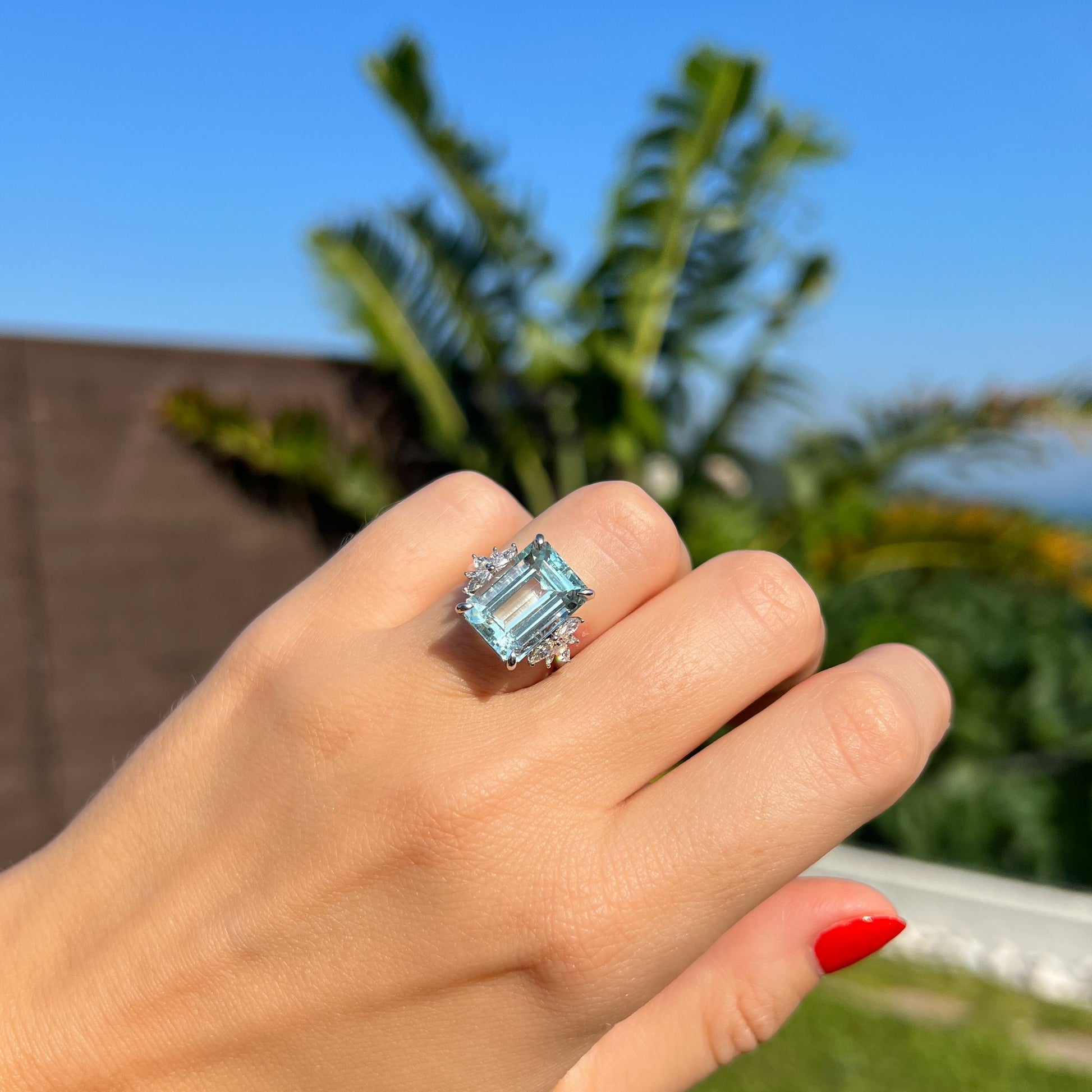 Aquamarine and marquise diamond cocktail ring in 18k gold