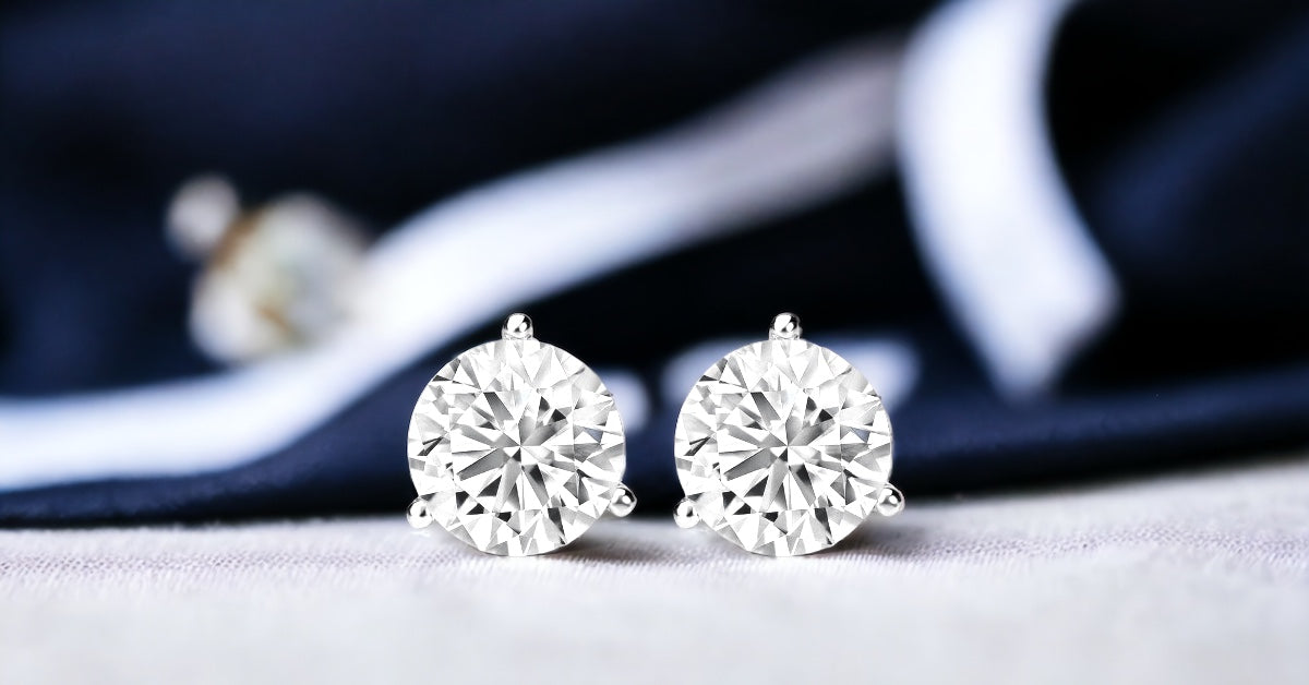 Diamond stud earrings for her, Valentine's day gift guide Hong Kong, fine jewellery, Valentina Fine Jewellery 