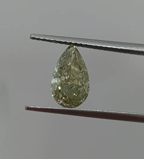 Pear cut colour change diamond for bespoke custom engagement ring Hong Kong. Global free shipping to USA Australia Canada and Singapore