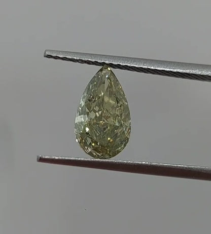 Pear cut colour change diamond for bespoke custom engagement ring Hong Kong. Global free shipping to USA Australia Canada and Singapore