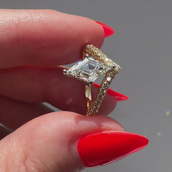 1 carat lozenge natural diamond engagement ring with diamond pave in 18k gold by Valentina Fine Jewellery Hong Kong. Global free shipping including USA, UK, Singapore and Australia 