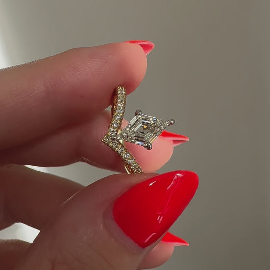 1 carat lozenge natural diamond engagement ring with diamond pave in 18k gold by Valentina Fine Jewellery Hong Kong. Global free shipping including USA, UK, Singapore and Australia 