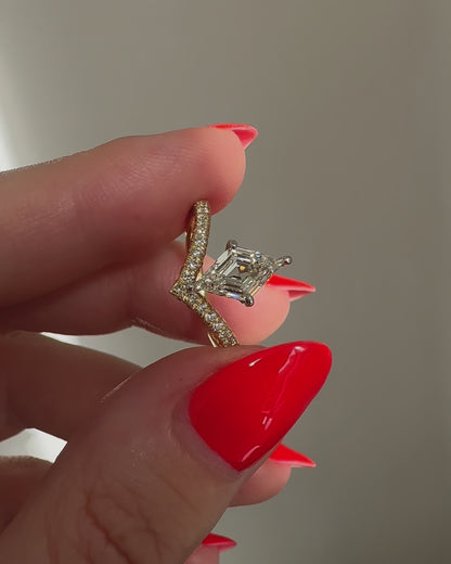 1 carat lozenge natural diamond engagement ring with diamond pave in 18k gold by Valentina Fine Jewellery Hong Kong. Global free shipping including USA, UK, Singapore and Australia 
