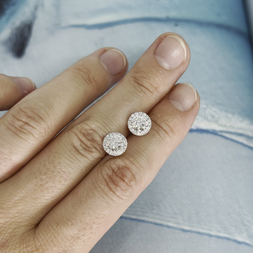 diamond stud earrings, diamond earrings, diamond halo studs, diamond earring with halo, hong kong diamonds, hong kong jewellery, jewellery, tax free jewellery hong kong, gia certified earrings
