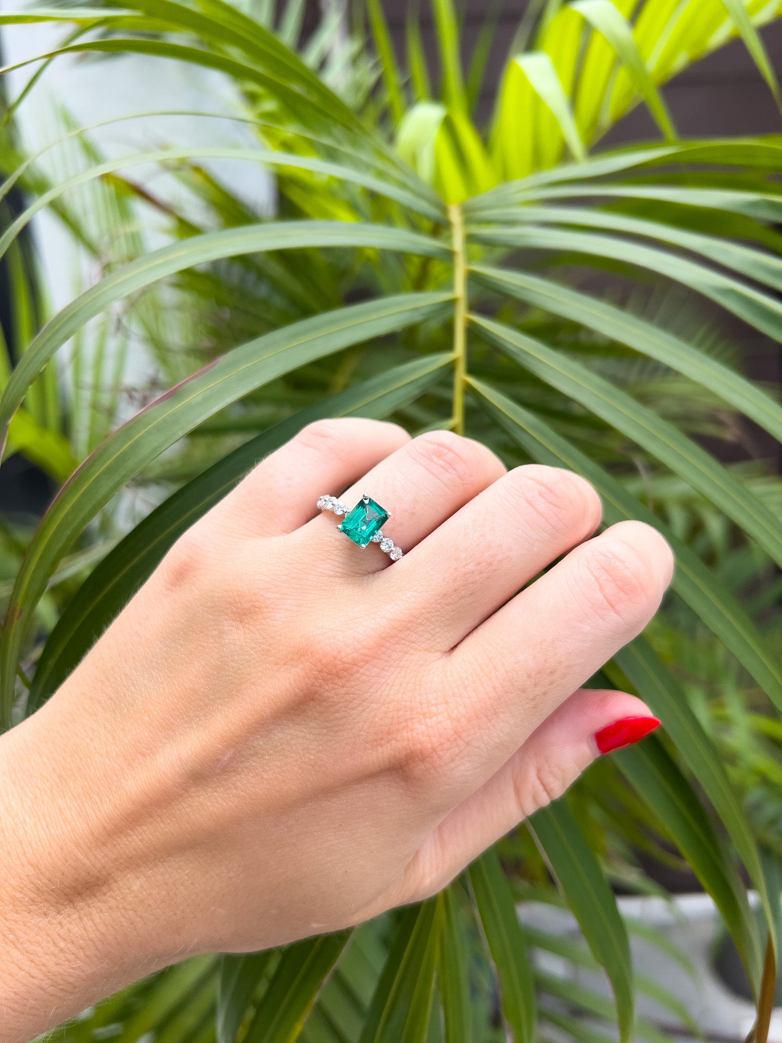 Say “I Do” with Gorgeous Rings From These Hong Kong Jewelers! – M&B