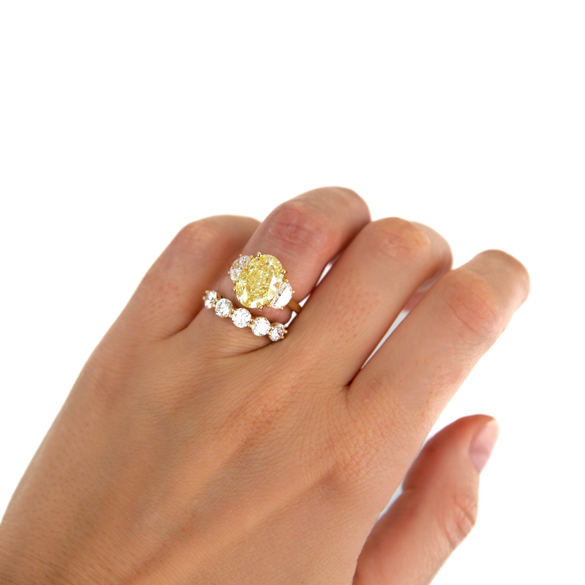 Round Diamond Shared Prong Eternity Ring Hong Kong