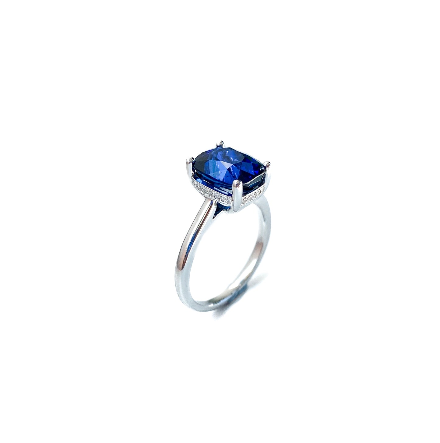 Sapphire and diamond halo ring